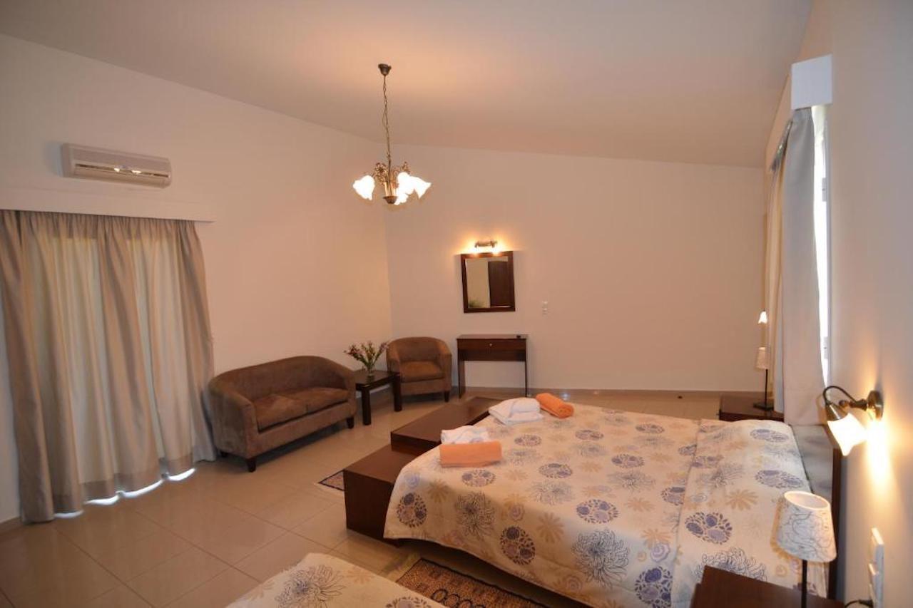Areti Hotel Agia Galini  Bagian luar foto